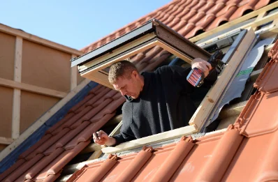 Pose de fenêtres de toit Velux à Monlet